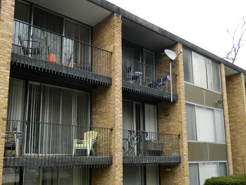 3-Bedroom at 820 Fuller (River View) — photo 1