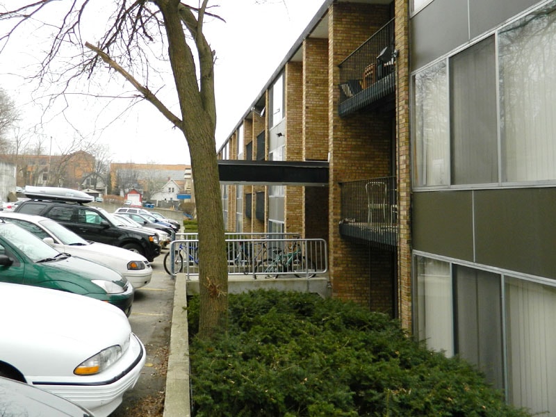 3-Bedroom at 820 Fuller — photo 1